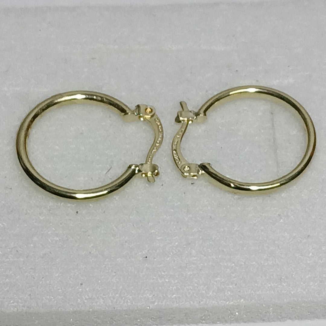 ARETES TEJIDO ARRACADAS LISAS 14K 1.1 GR (NUEVO)