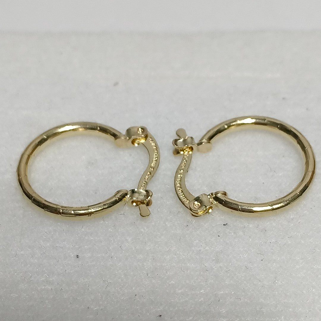 ARETES ARRACADAS ESTRIADAS 14K 1.4 GR (NUEVO)