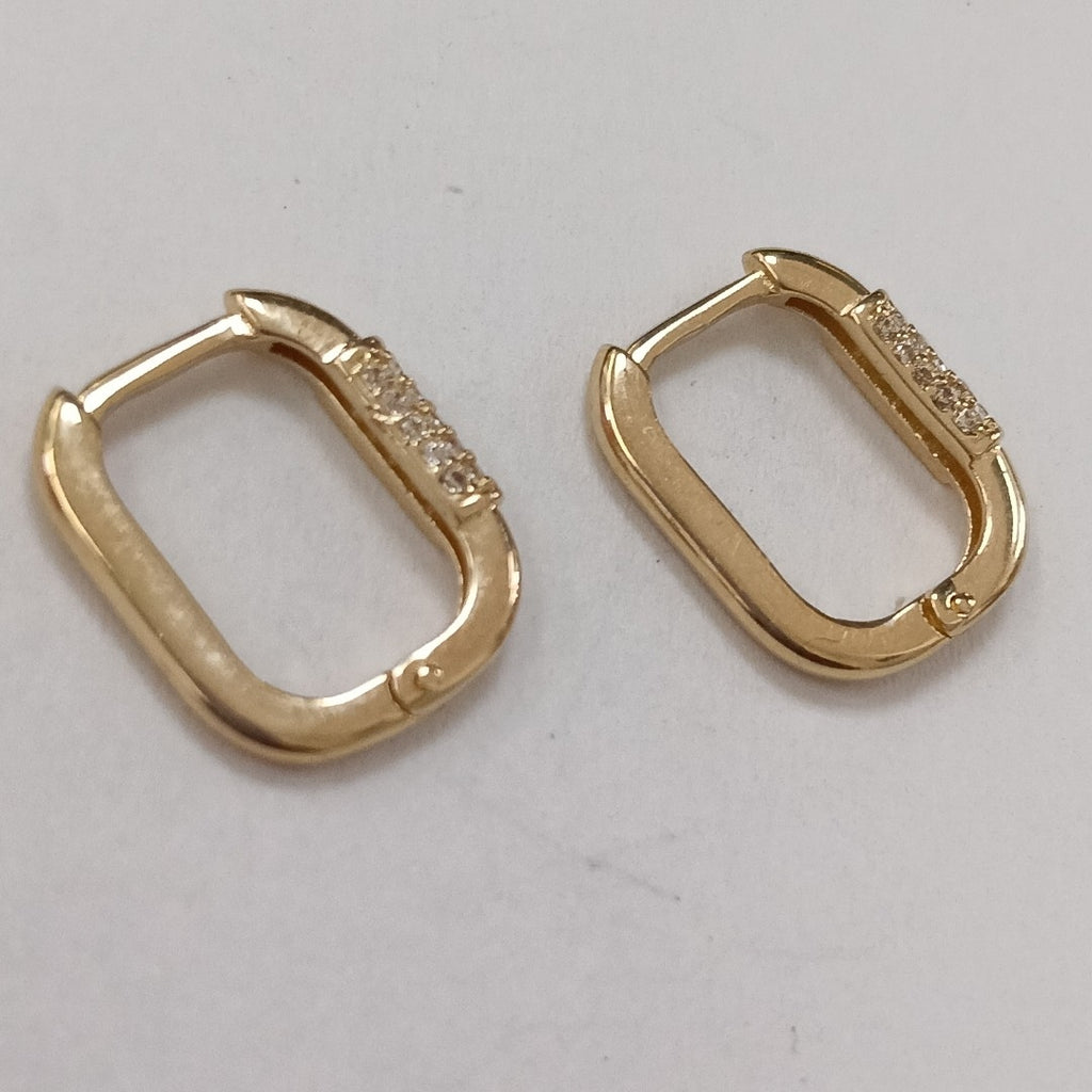 ARETES HUGGIES OVALADA C CIRCONIAS 14K 2.4 GR (NUEVO)