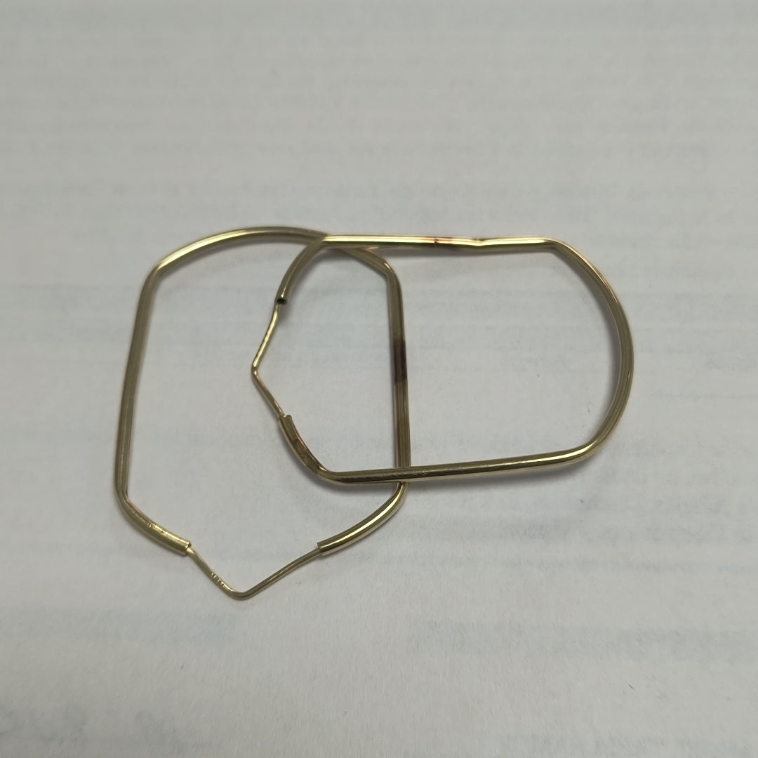 ARETES PAR ORO 14 K 1.8 GRMS (SEMINUEVO)
