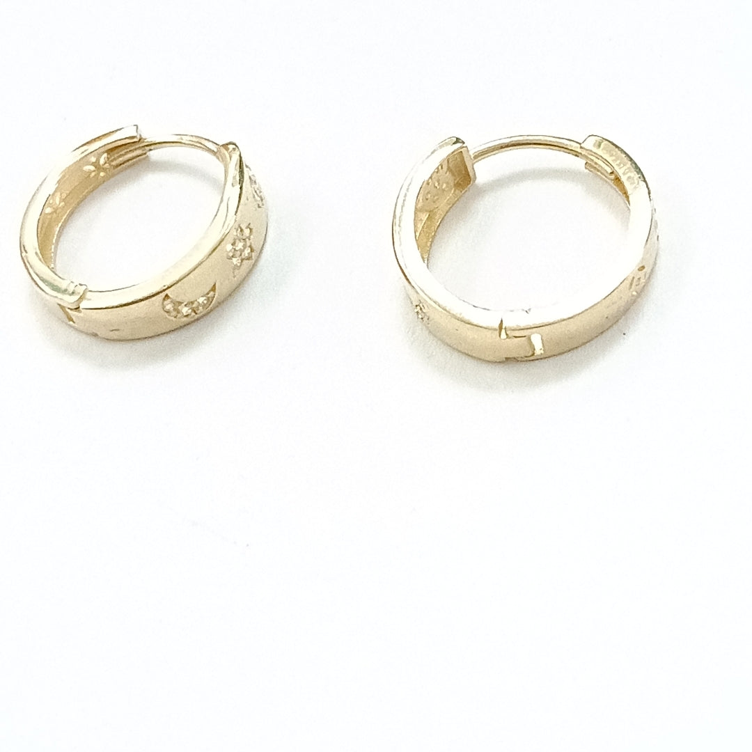 ARETES TEJIDO HUGGIES CON CIRCONIAS 14K 3 GR (NUEVO)