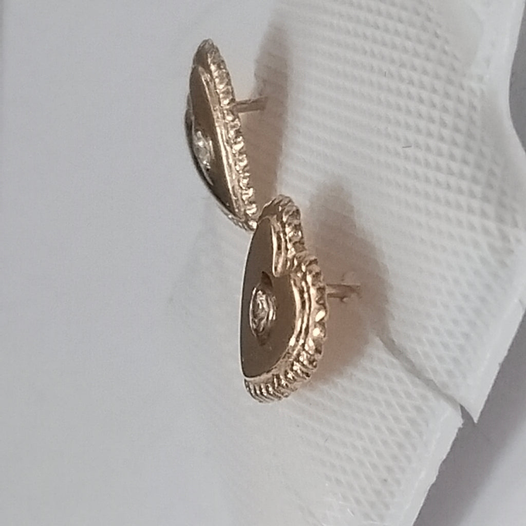 BROQUELES BROQUEL FIG CORAZON C CIRCONIA 14K 0.2614 GR (NUEVO)