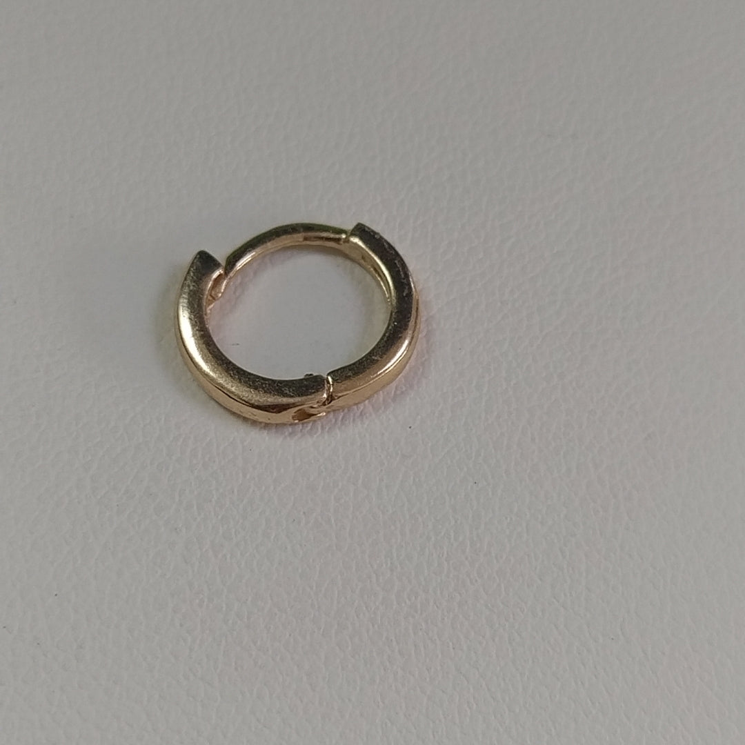 ARETES HUGGIE 14K 1.3 GR (NUEVO)