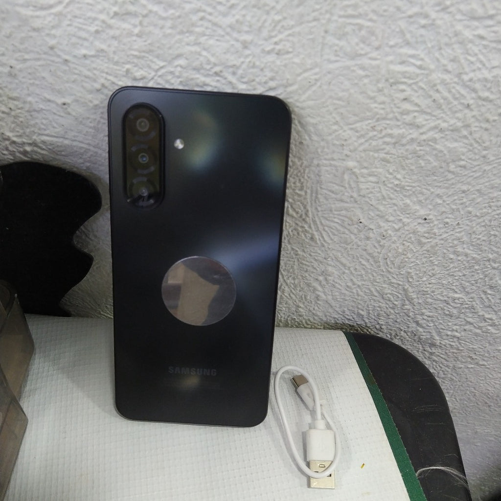 CELULAR SAMSUNG GALAXY A17 SM-A175F (2025) 128 GB 4 GB RAM (SEMINUEVO)