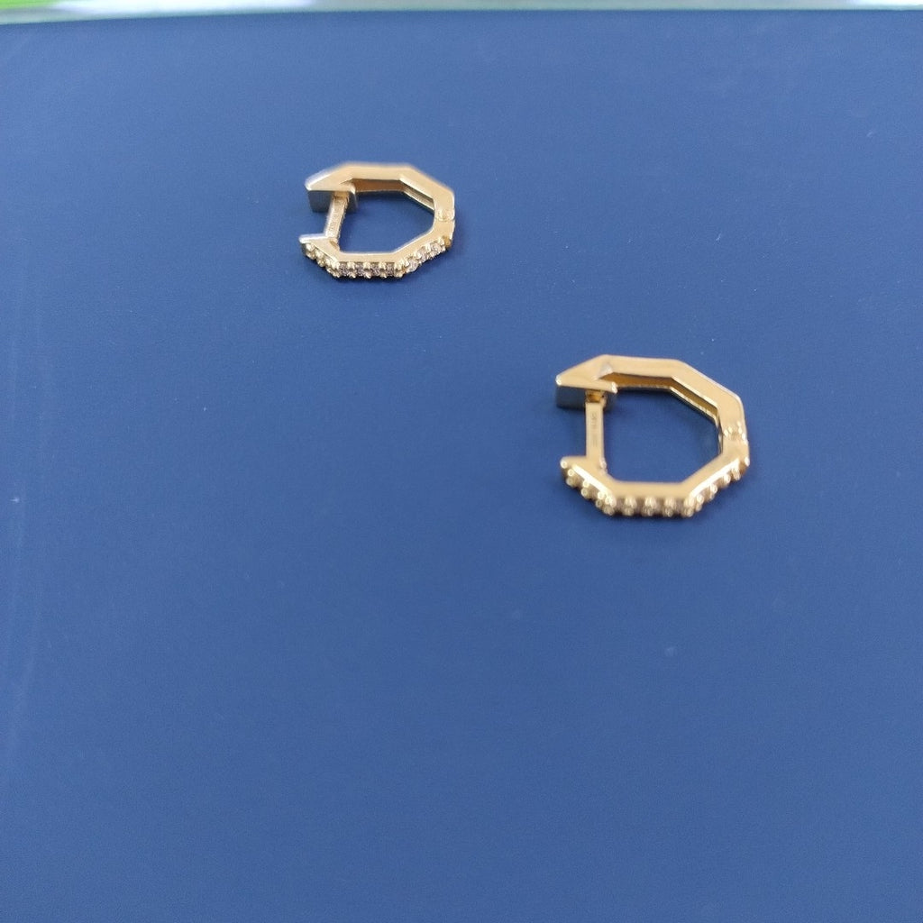 ARETES HUGGIES C CIRCONIAS 14K 1.7 GR (NUEVO)
