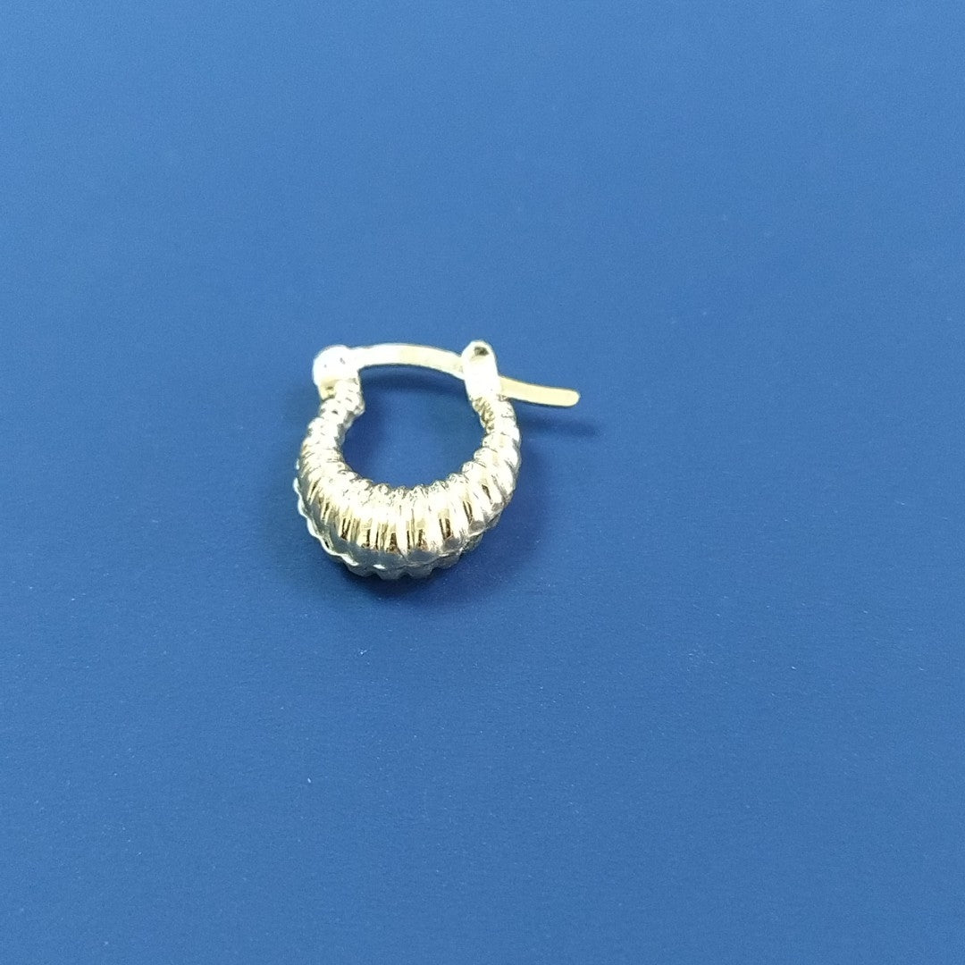 ARETES ARRACADA ESTRIADAS 14K 1.1 GR (NUEVO)
