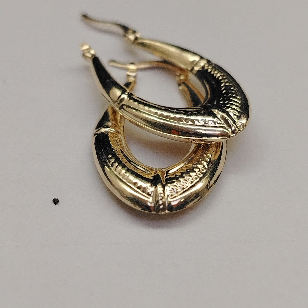 ARETES ARRACADAS ESTRIADAS 14K 2.6 GR (NUEVO)
