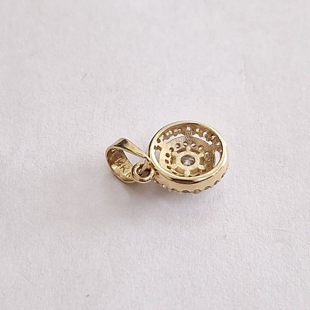 BROQUELES MEDIO ADEREZO BROQUELES Y DIJE C CIRCONIAS 14K 4.2 GR (NUEVO)