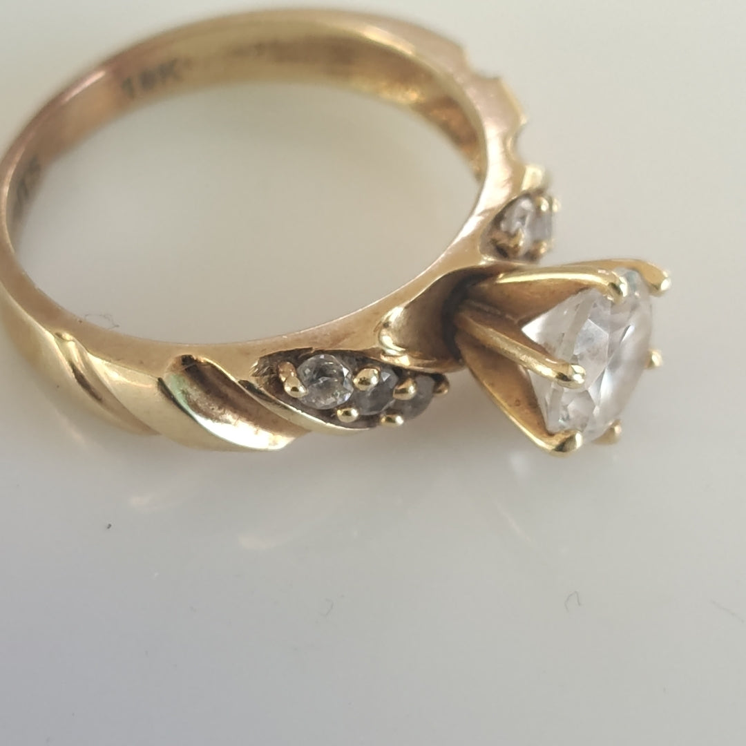 ANILLITO ORO 10 K 3,50 GRMS (SEMINUEVO)