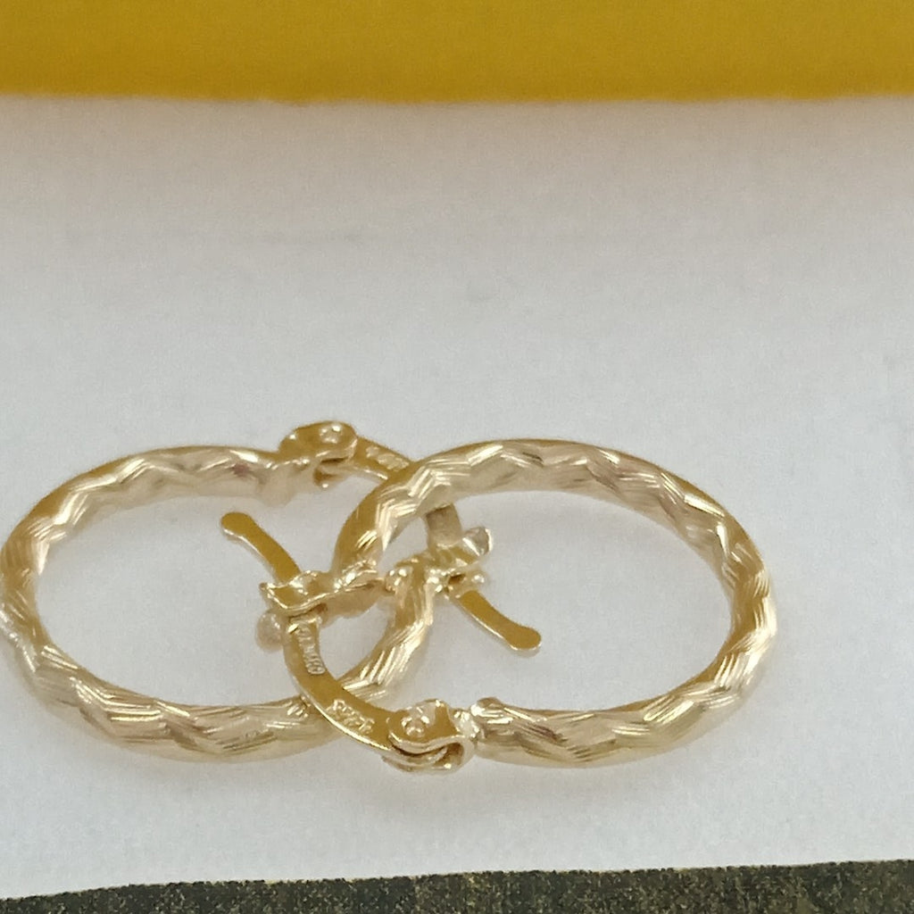 ARETES ARRACADAS TRENZADAS 14K 18 1.6 GR (NUEVO)