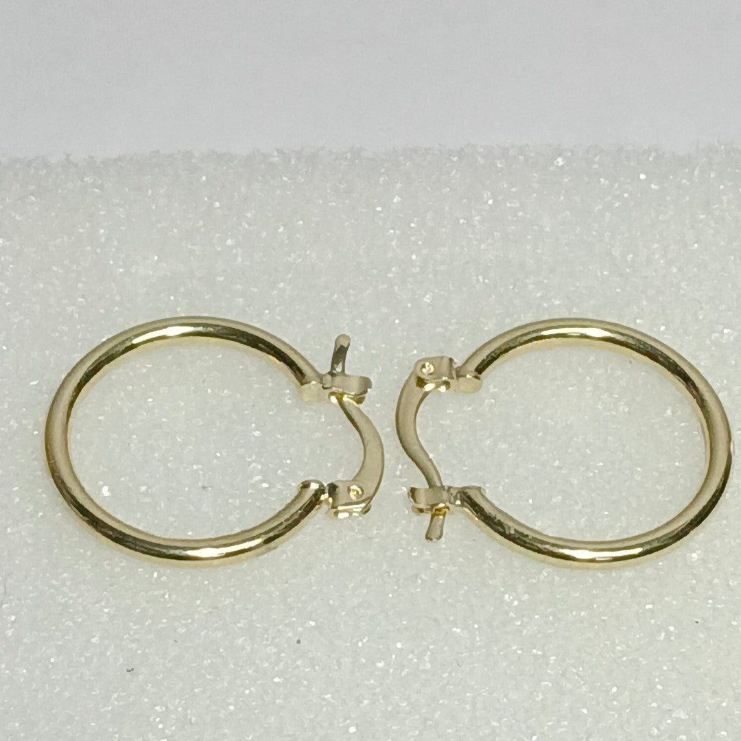 ARETES TEJIDO ARRACADAS LISAS 14K 1.2 GR (NUEVO)