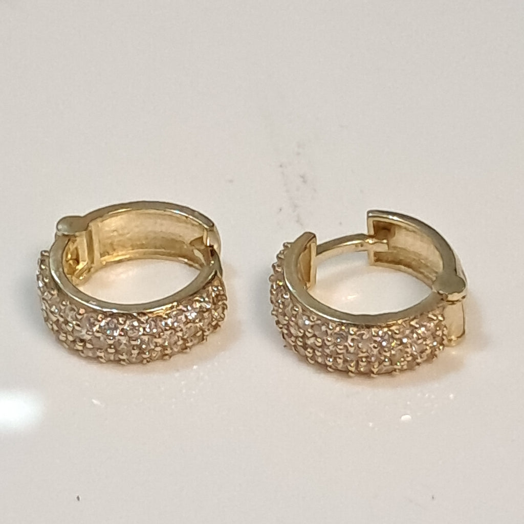 ARETES HUGGIE CON CIRCONIAS 14K 2.1 GR (NUEVO)