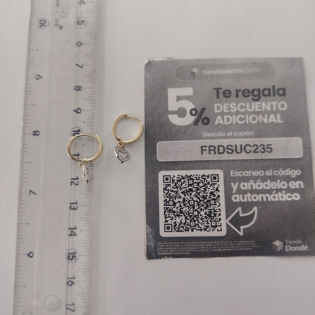 ARETES HUGGIES CON DIJE CORAZON Y CIRCONIAS 14K 2.2 GR (NUEVO)