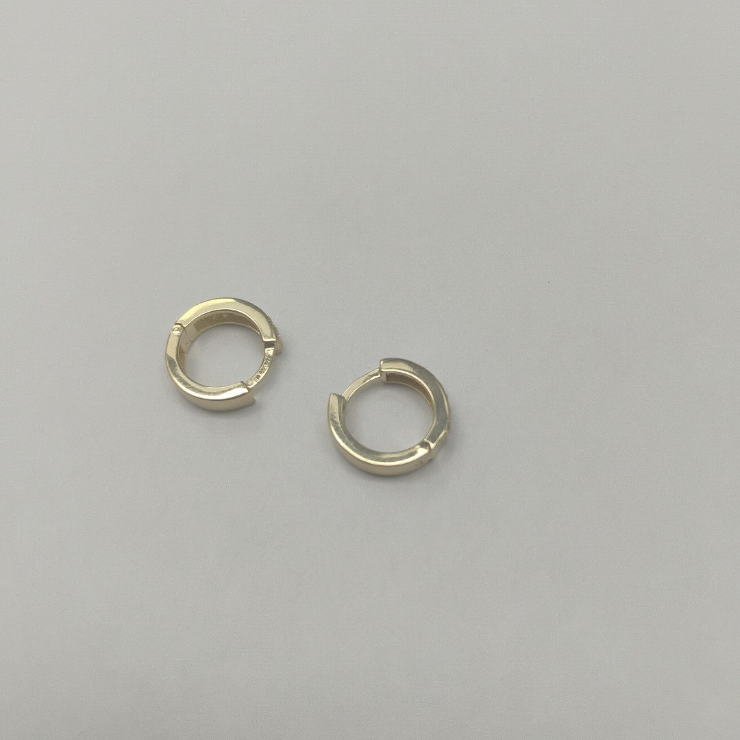 ARETES HUGGIES C CIRCONIAS 14K 2.3 GR (NUEVO)