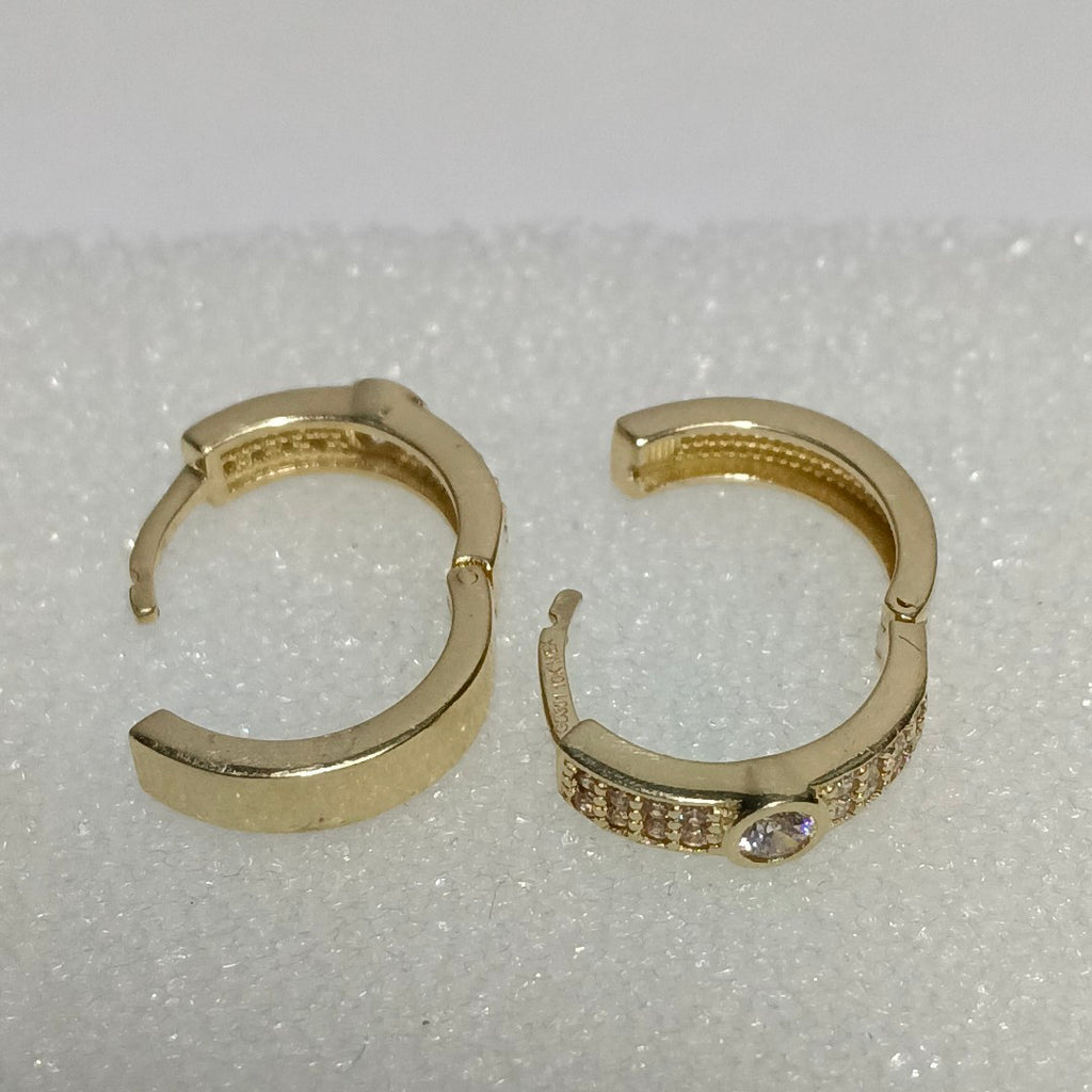 ARETES ARRACADAS C CIRCONIAS 10K 2.6 GR (NUEVO)