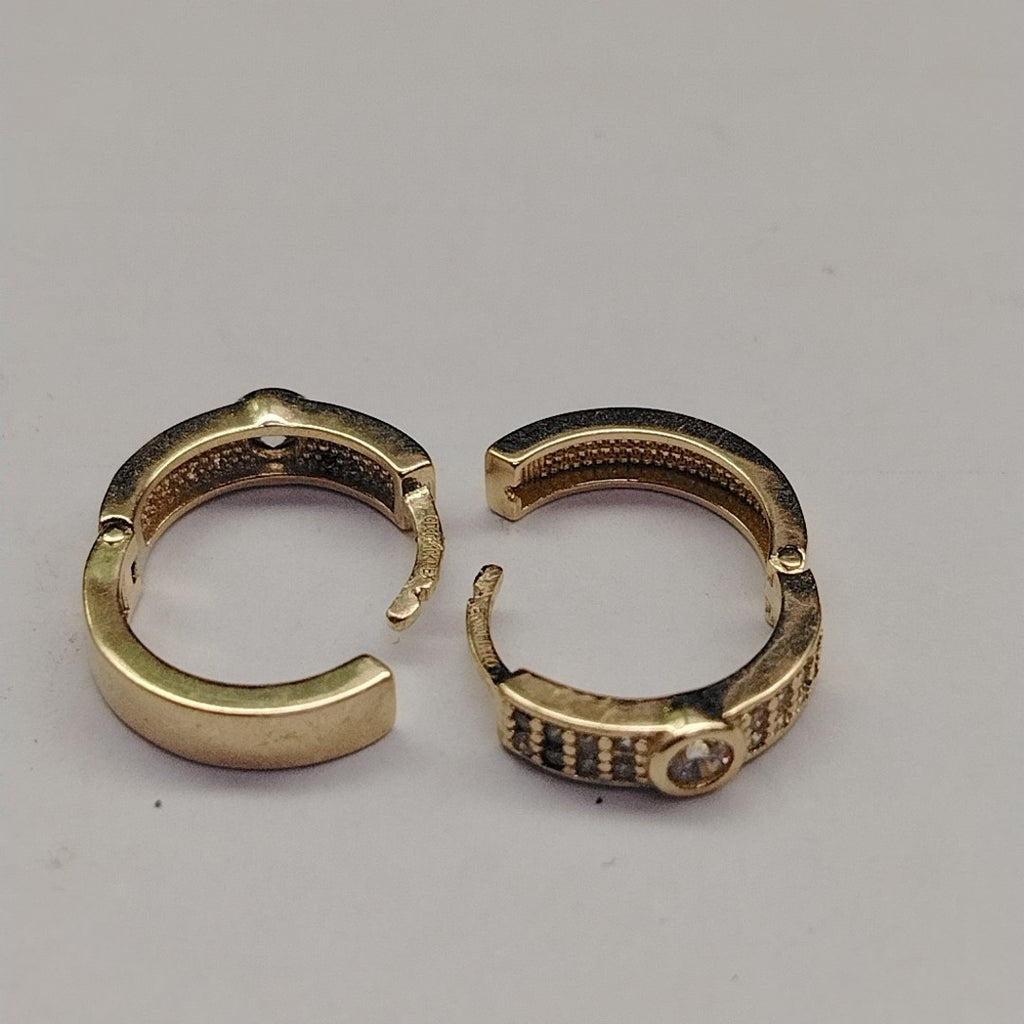 ARETES ARRACADAS C CIRCONIAS 10K 2.7 GR (NUEVO)