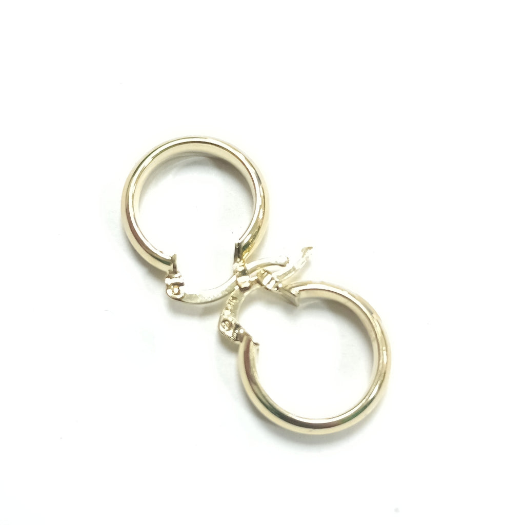 ARETES ARRACADA LISA 14K 1.7 GR (NUEVO)