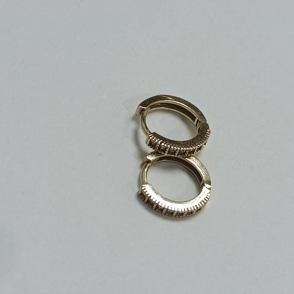 ARETES ARRACADAS CON CIRCONIAS 10K 1.3 GR (NUEVO)