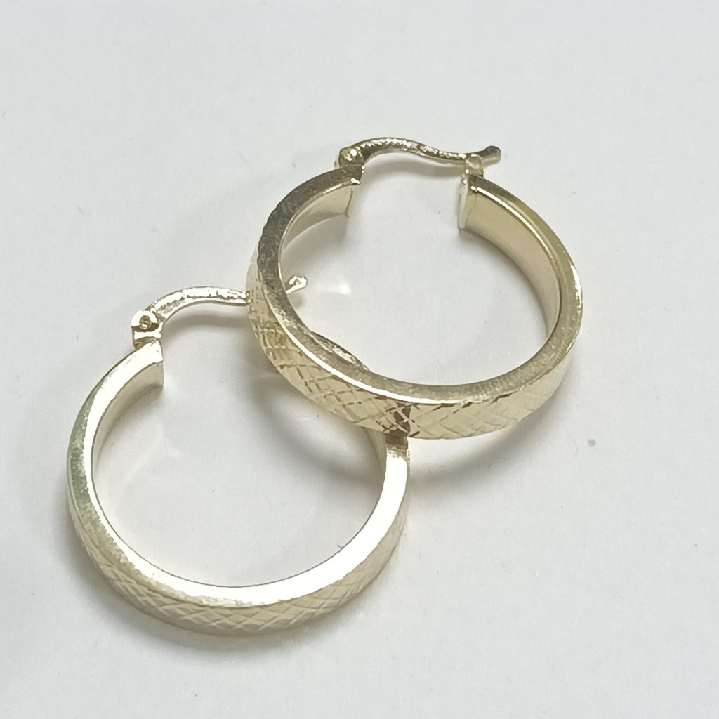 ARETES TEJIDO ARRACADAS FACETADAS 14K 2.9 GR (NUEVO)