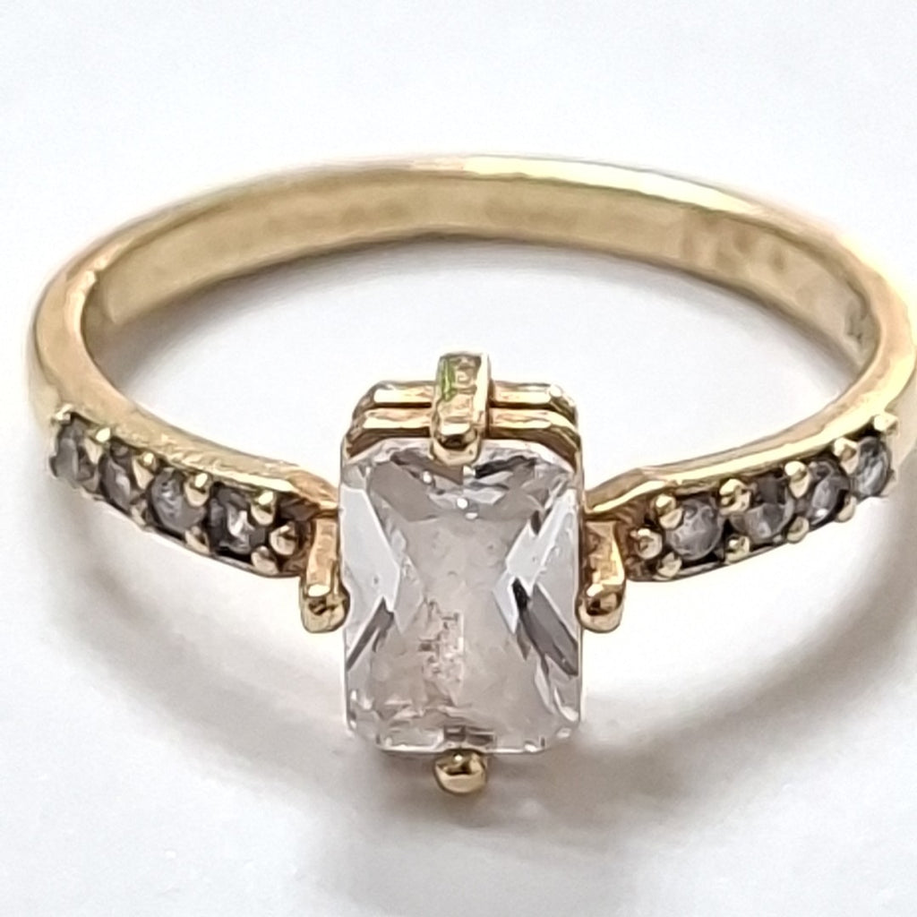 ANILLO ORO 10 K 2,60 GRMS (SEMINUEVO)
