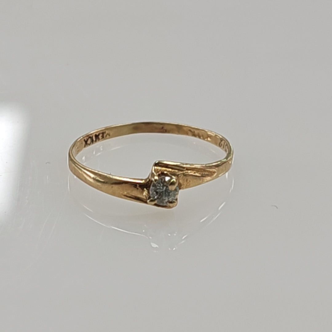 ANILLO ORO 10 K 0.5 GRMS (SEMINUEVO)