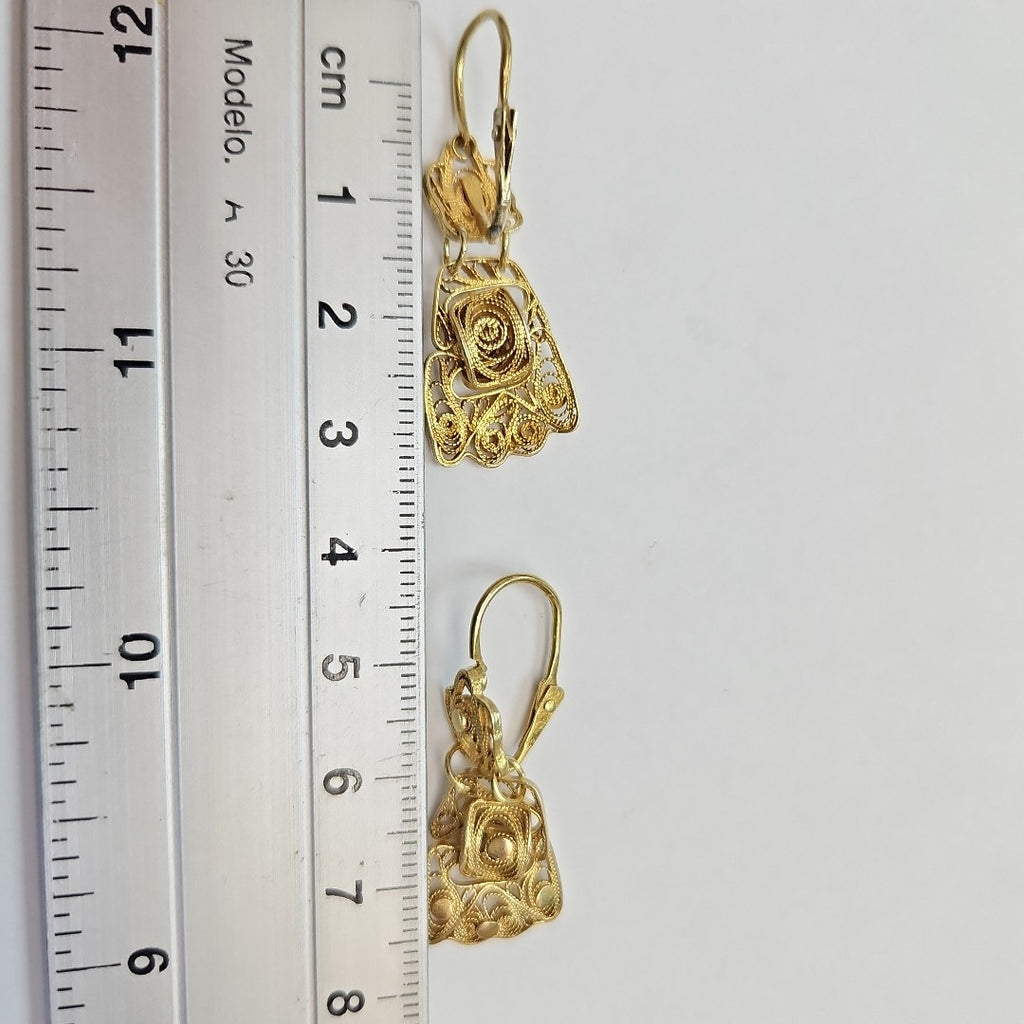 ARETES PAR ORO 8 K 4,70 GRMS (SEMINUEVO)