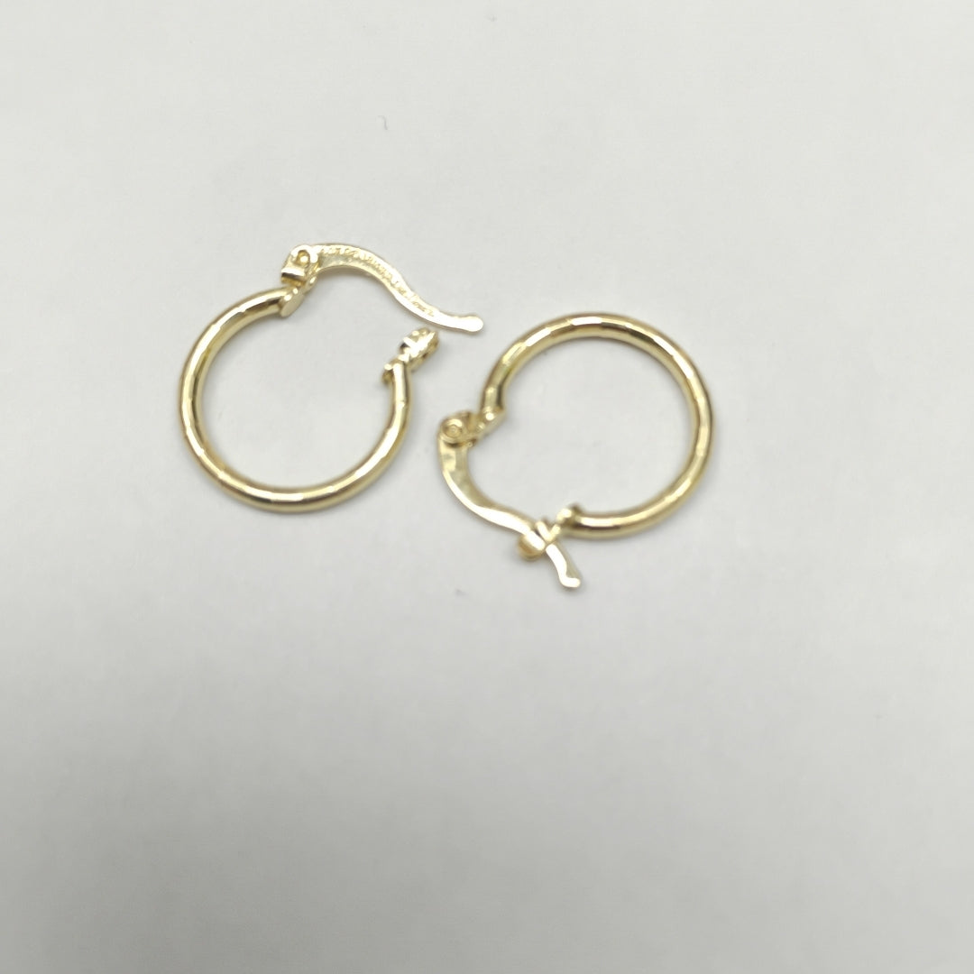 ARETES ARRACADAS ESTRIADAS 14K 1.4 GR (NUEVO)