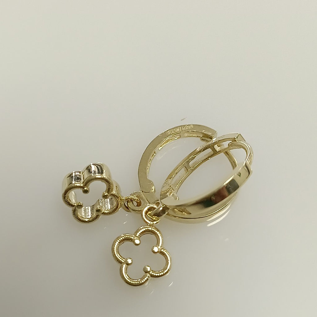 ARETES ARRACADAS CON DIJE 14K 2.4 GR (NUEVO)