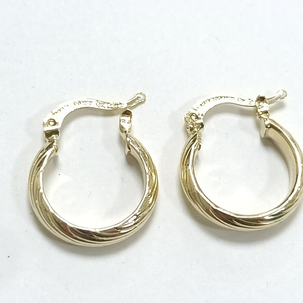 ARETES ARRACADA ASTRIADA 14K 1.6 GR (NUEVO)