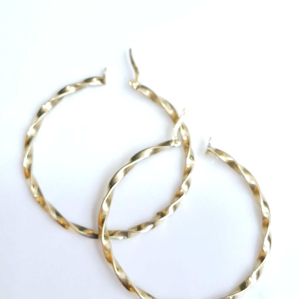 ARRACADAS PAR ORO 14 K 6 GRMS (SEMINUEVO)