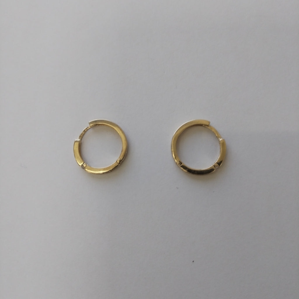 ARETES ARRACADAS C CIRCONIAS 14K 2.4 GR (NUEVO)