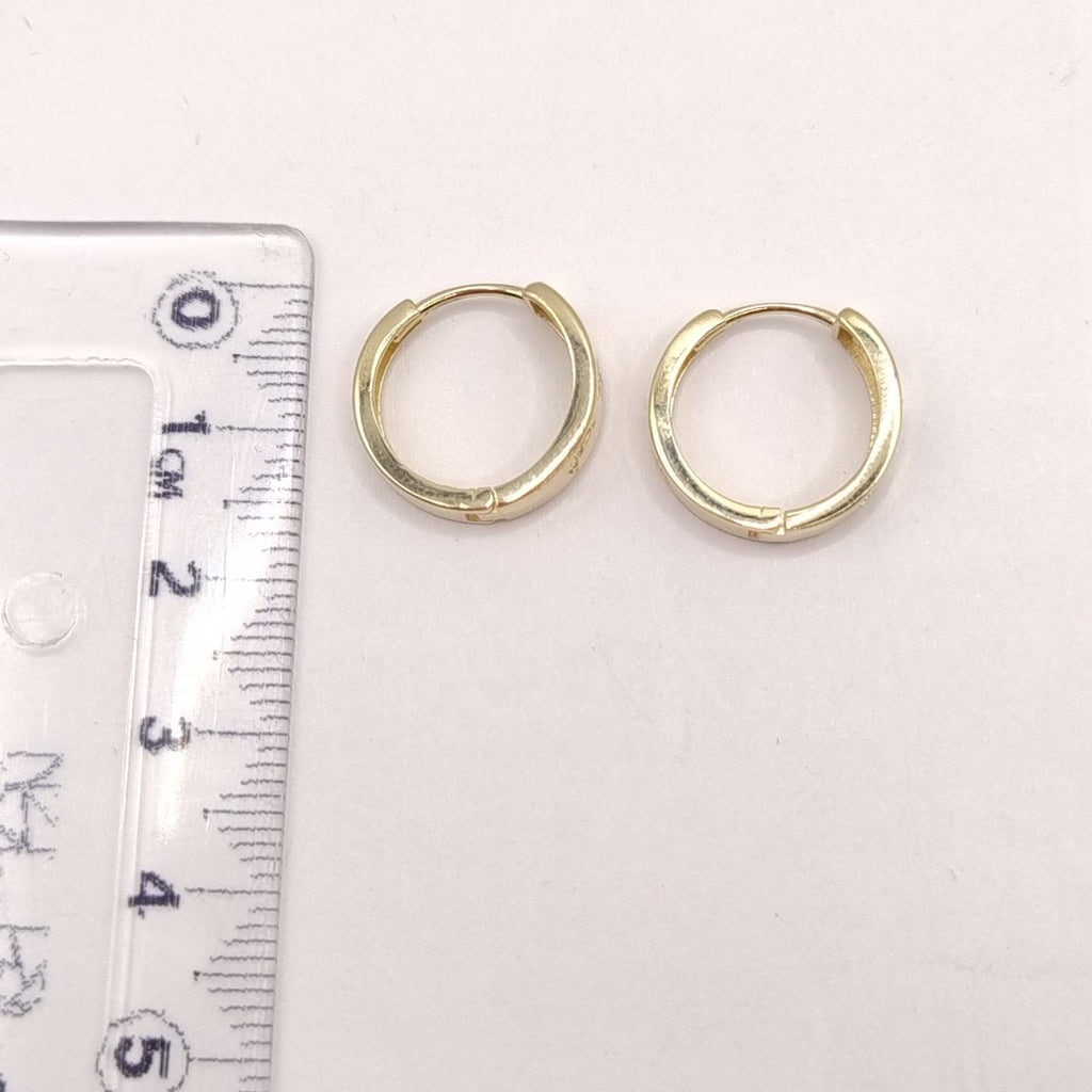 ARETES TEJIDO HUGGIES CON CIRCONIAS 14K 3 GR (NUEVO)