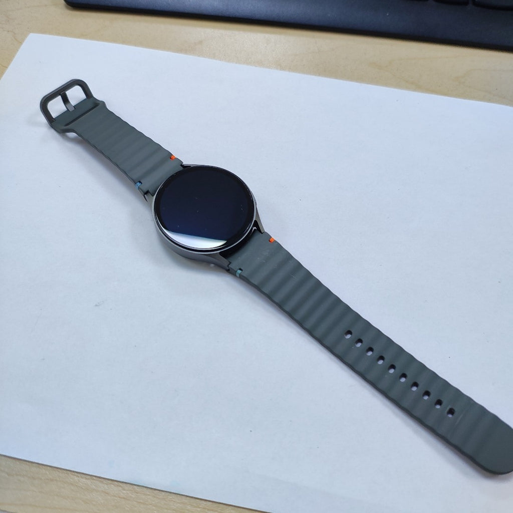 SMARTWATCH SAMSUNG GALAXY WATCH 7 SM-L315F 44 MM BLUETOOTH (SEMINUEVO)