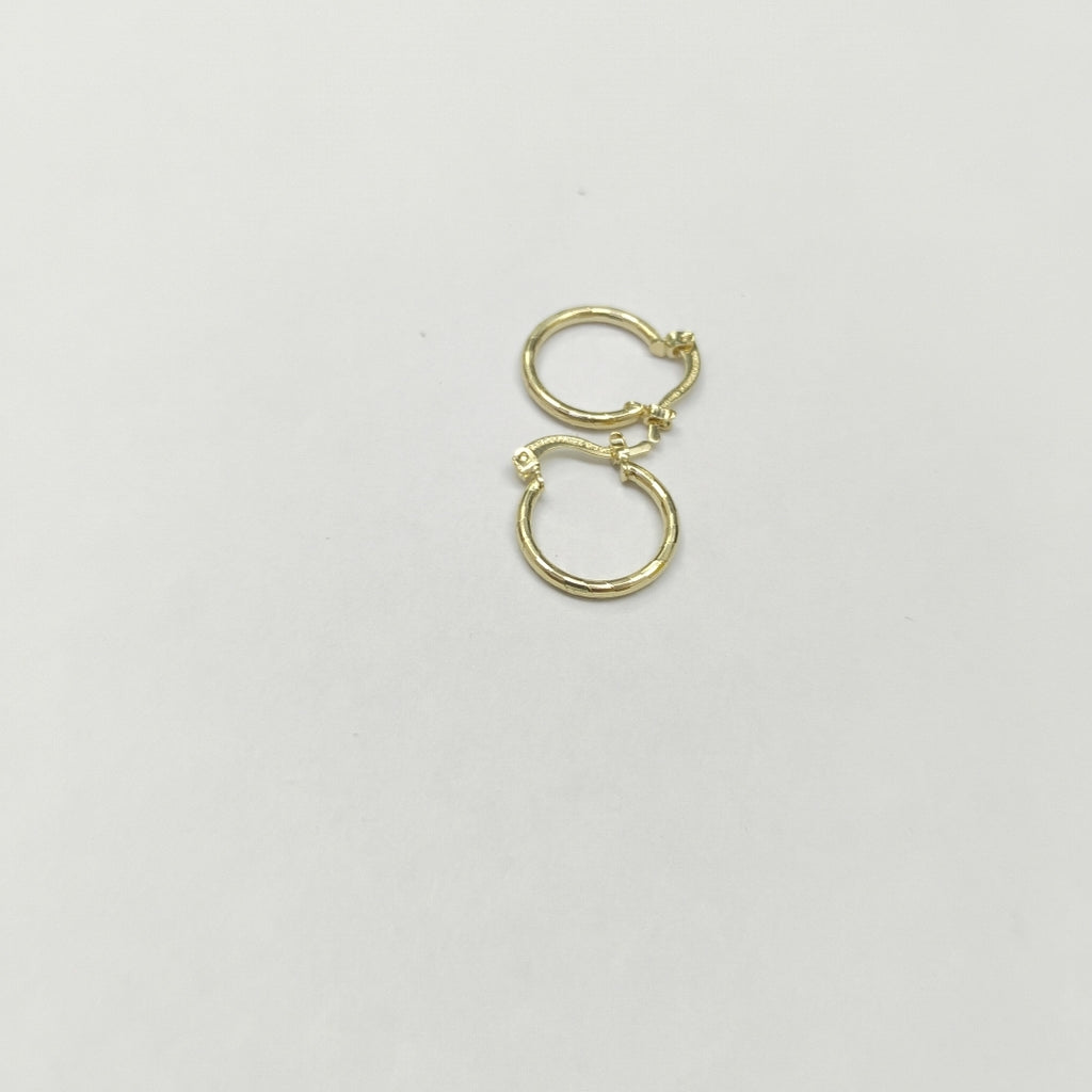 ARETES ARRACADAS ESTRIADAS 14K 1.4 GR (NUEVO)