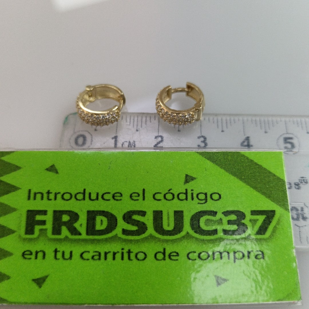 ARETES HUGGIE CON CIRCONIAS 14K 2.1 GR (NUEVO)