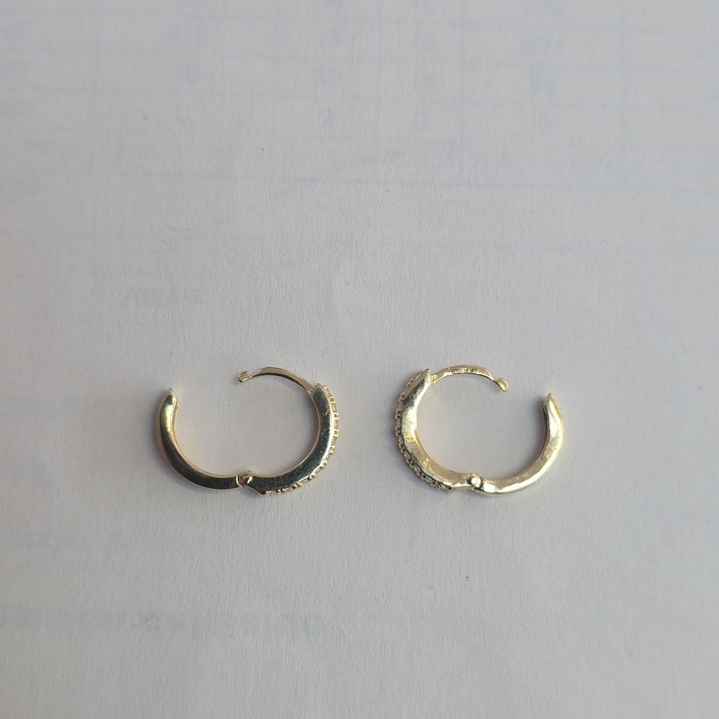 ARETES HUGGIES C CIRCONIA 14K 1.8 GR (NUEVO)