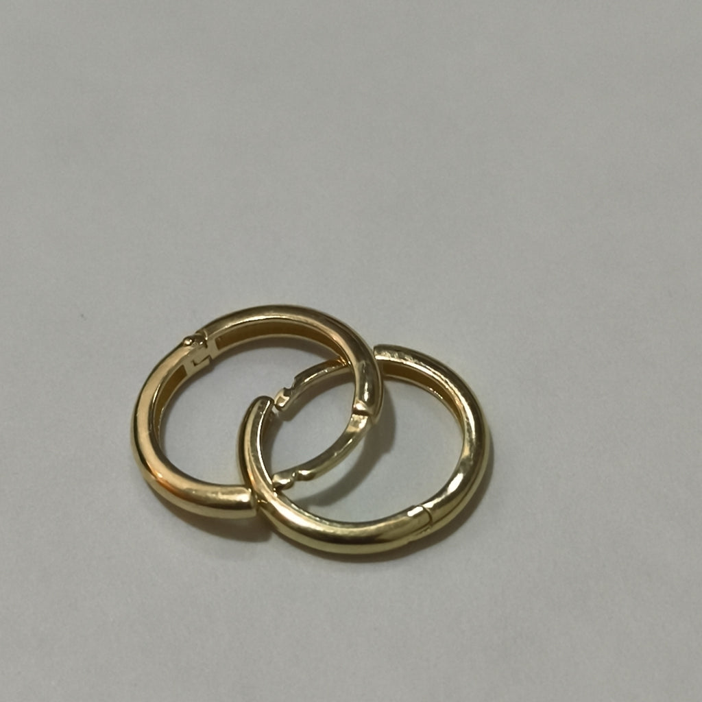 ARETES HUGGIES LISAS 14K 1.5 GR (NUEVO)