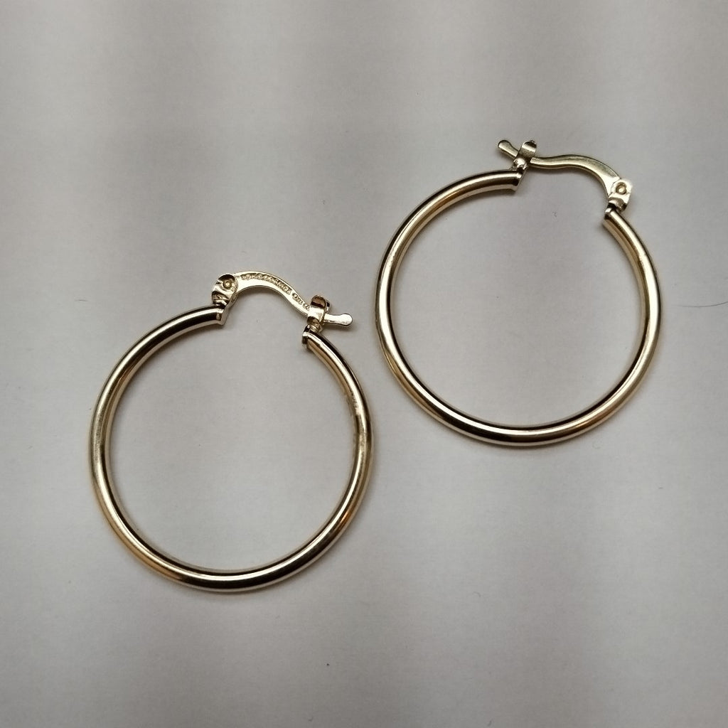ARETES TEJIDO ARRACADAS LISAS 14K 1.5 GR (NUEVO)