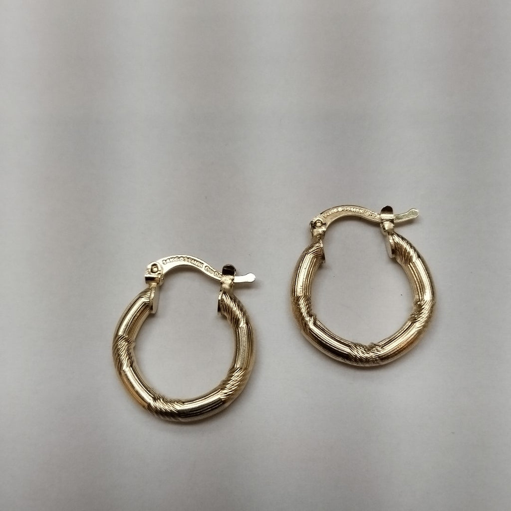 ARETES TEJIDO ARRACADAS CON DISEÑO 14K 2.7 GR (NUEVO)