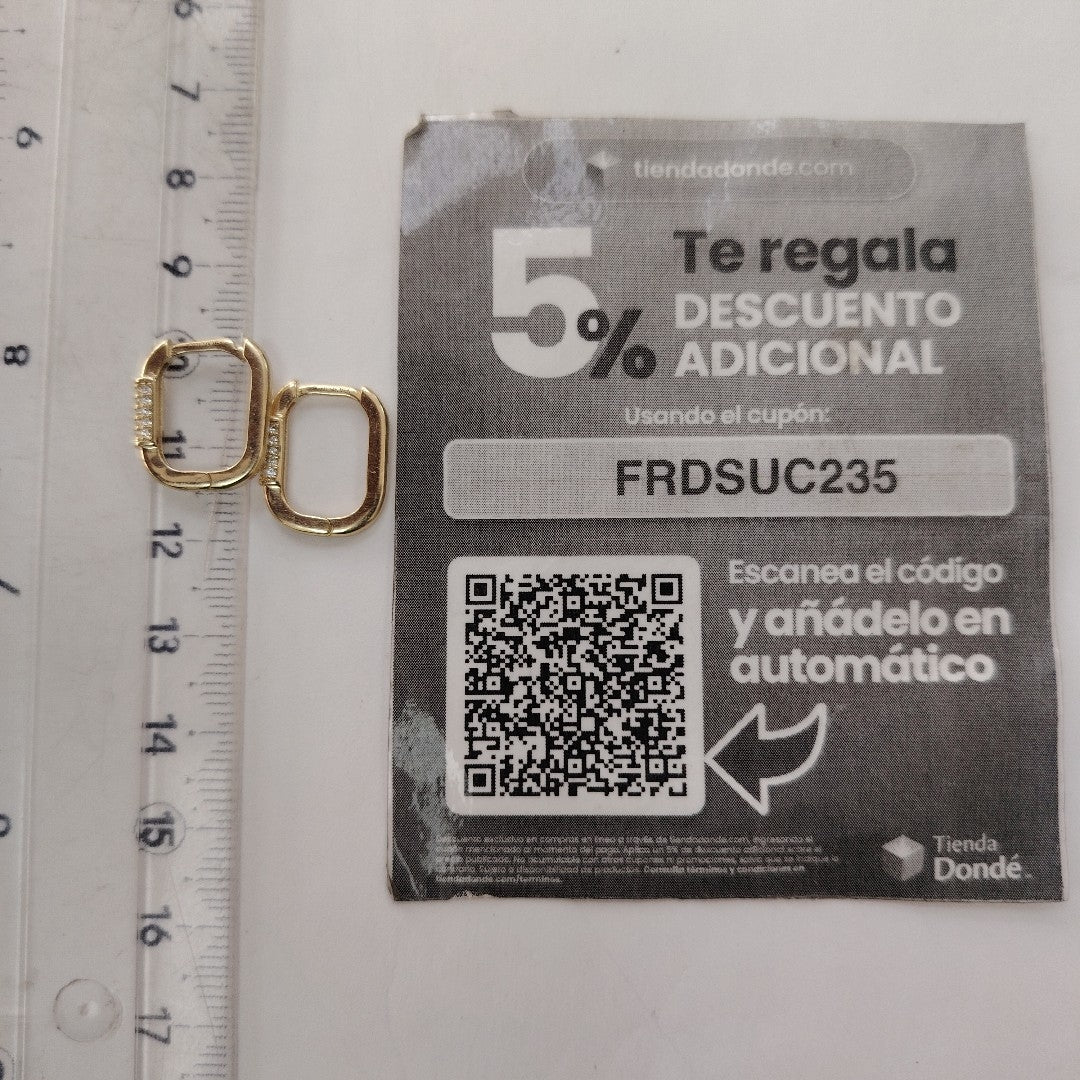 ARETES HUGGIES OVALADA C CIRCONIAS 14K 2.5 GR (NUEVO)