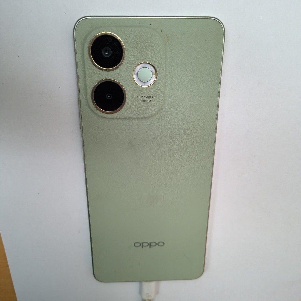 CELULAR OPPO A5 PRO CPH2711 (2025) 256 GB 8 GB RAM (SEMINUEVO)