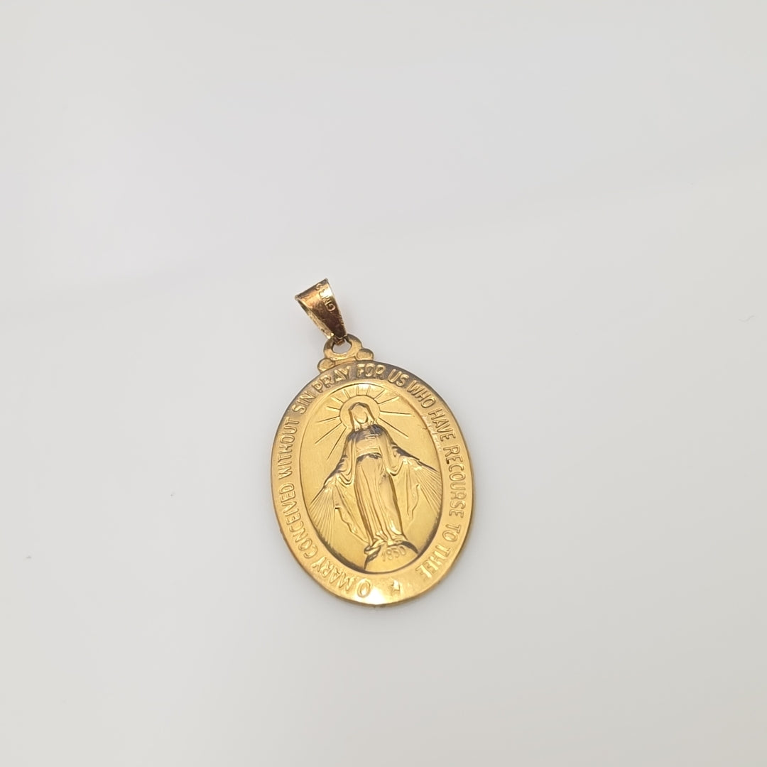 MEDALLA RELIGIOSA ORO 18 K 6.8 GRMS (SEMINUEVO)