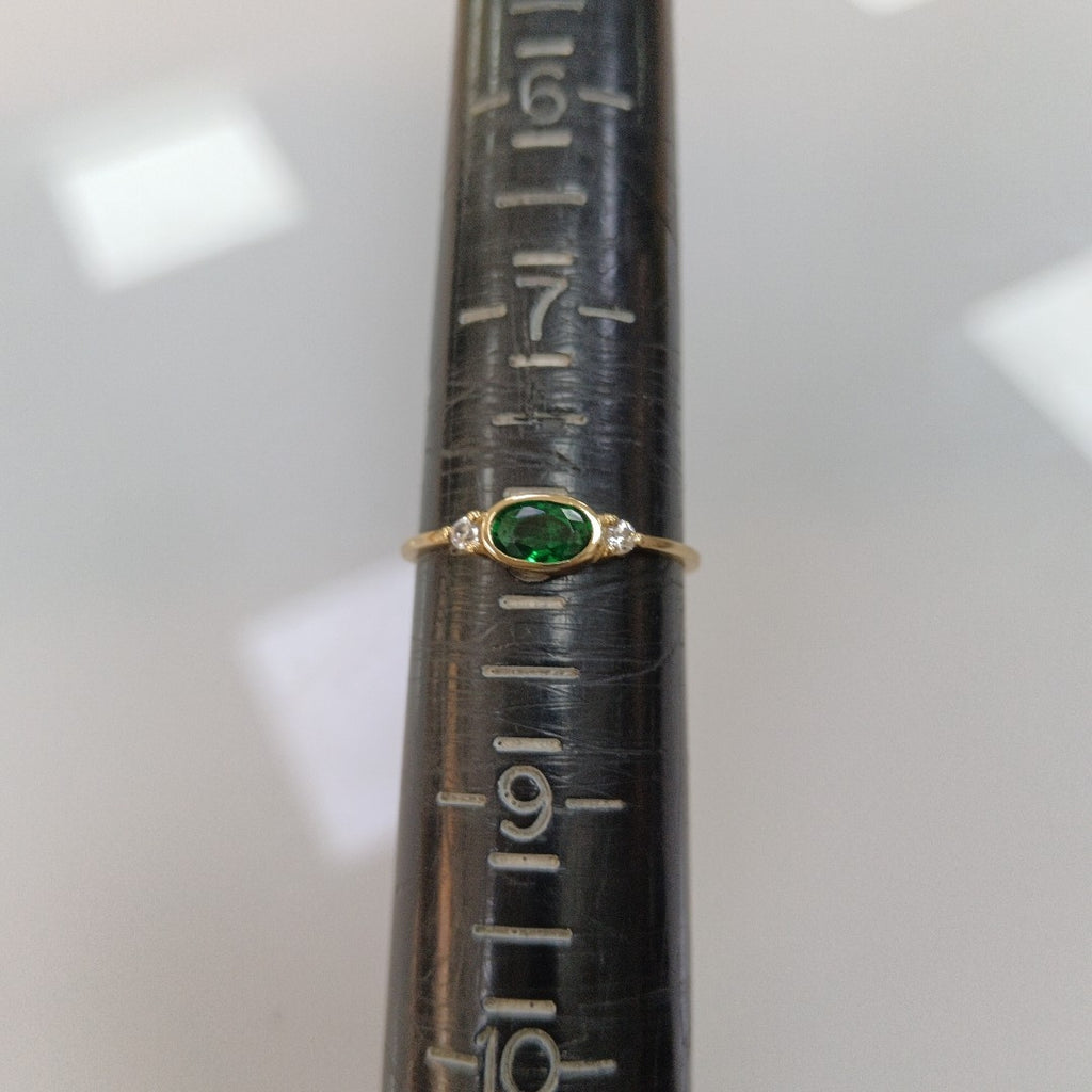 ANILLOS TEJIDO ANILLITO C CIRCONIAS Y PIEDRA VERDE 14K 8 1.2 GR (NUEVO)