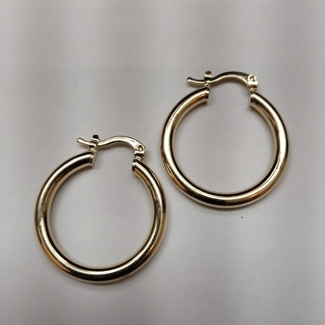 ARETES TEJIDO ARRACADAS LISAS HUECAS 14K 2.1 GR (NUEVO)