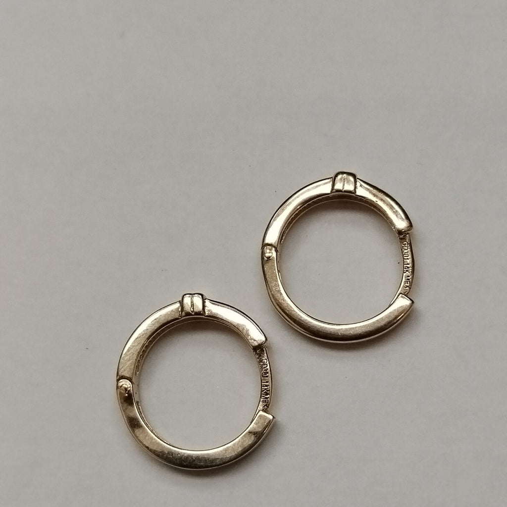 ARETES HUGGIES C CIRCONIA 14K 1.9 GR (NUEVO)