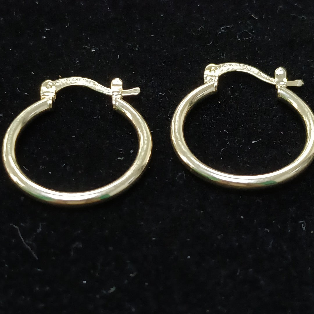 ARETES TEJIDO ARRACADAS LISAS 14K 1.2 GR (NUEVO)