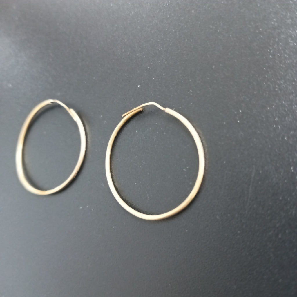 ARRACADAS PAR ORO 14 K 0.9 GRMS (SEMINUEVO)