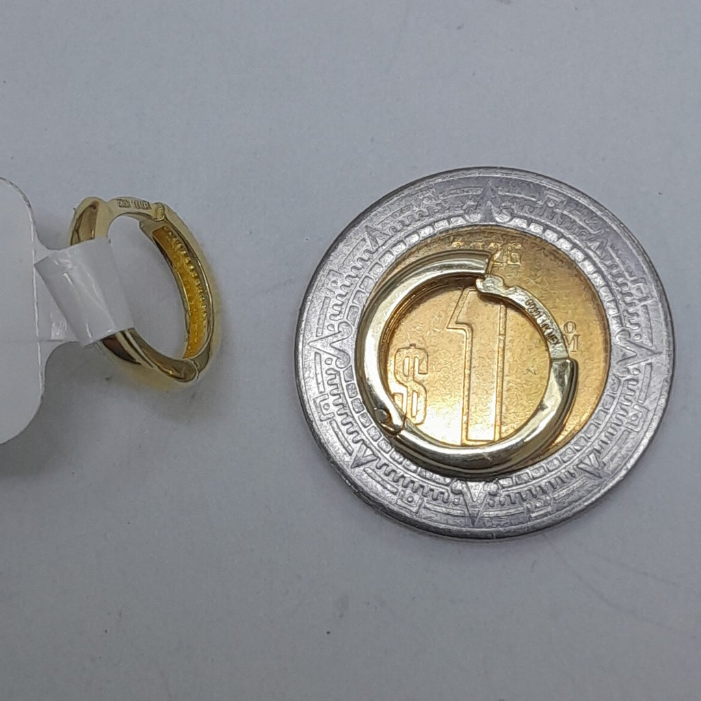 ARETES HUGGIES LISAS 14K 1.3 GR (NUEVO)