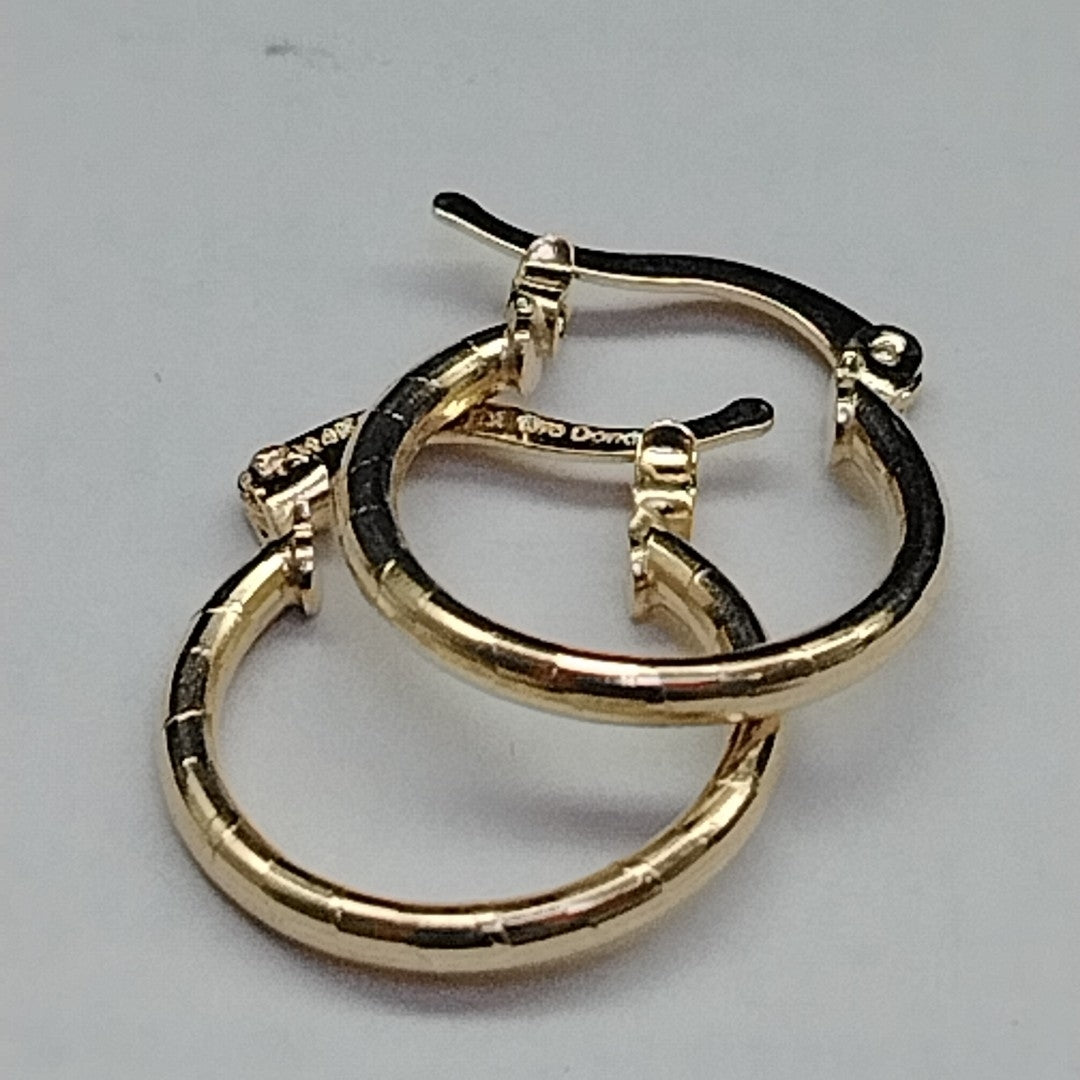 ARETES ARRACADAS ESTRIADAS 14K 1.4 GR (NUEVO)