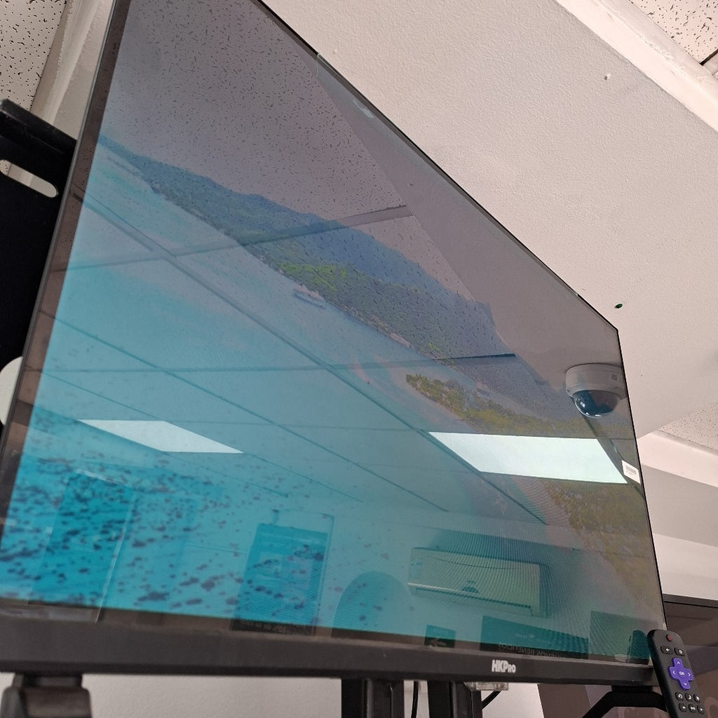 PANTALLA HKPRO HKP32R04 32" LED HD (SEMINUEVO)